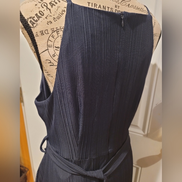 BLACK SWAN - Navy Women's Midi Skirted Dress with Hi Low Vibe - Sz Large - Picture 6 of 7